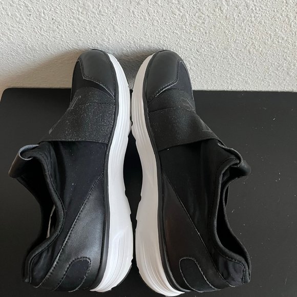 NWOT Armani Jean\'s Men\'s Black Elastic Runner Sneakers Shoes Size 8.5